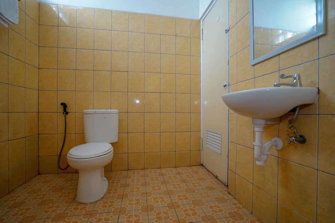 Super Oyo 1844 Bravo Residence Pangkal Pinang Dış mekan fotoğraf