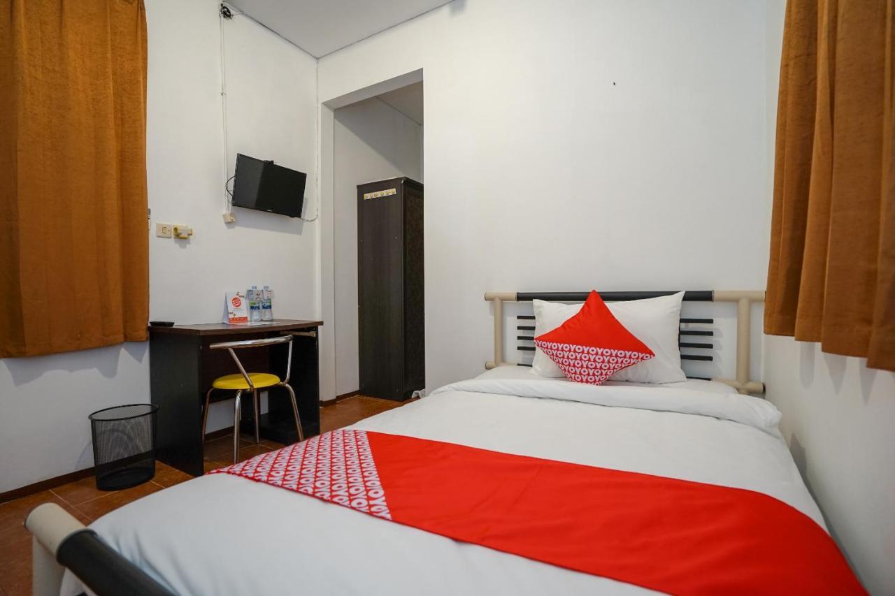 Super Oyo 1844 Bravo Residence Pangkal Pinang Dış mekan fotoğraf