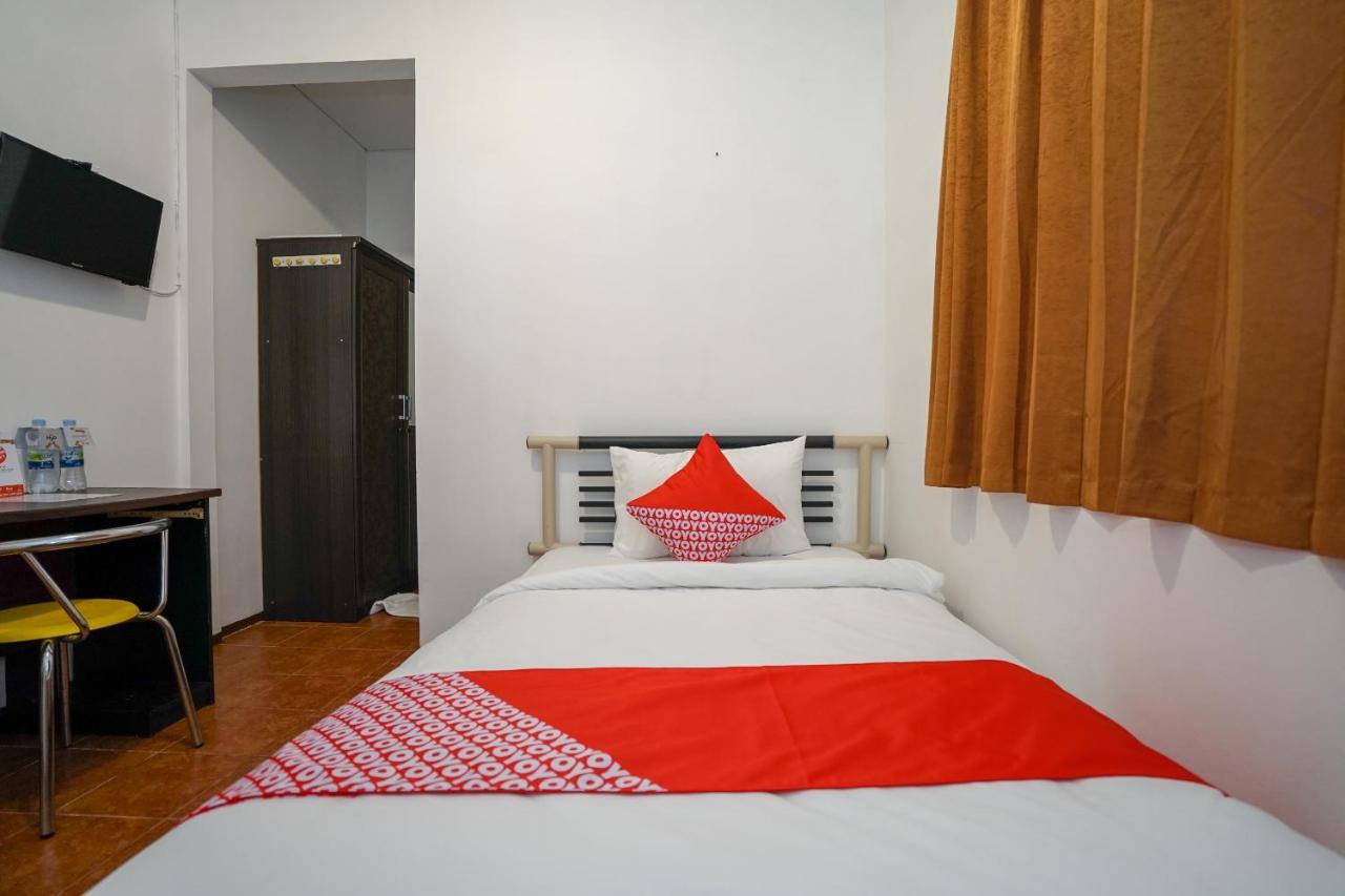 Super Oyo 1844 Bravo Residence Pangkal Pinang Dış mekan fotoğraf
