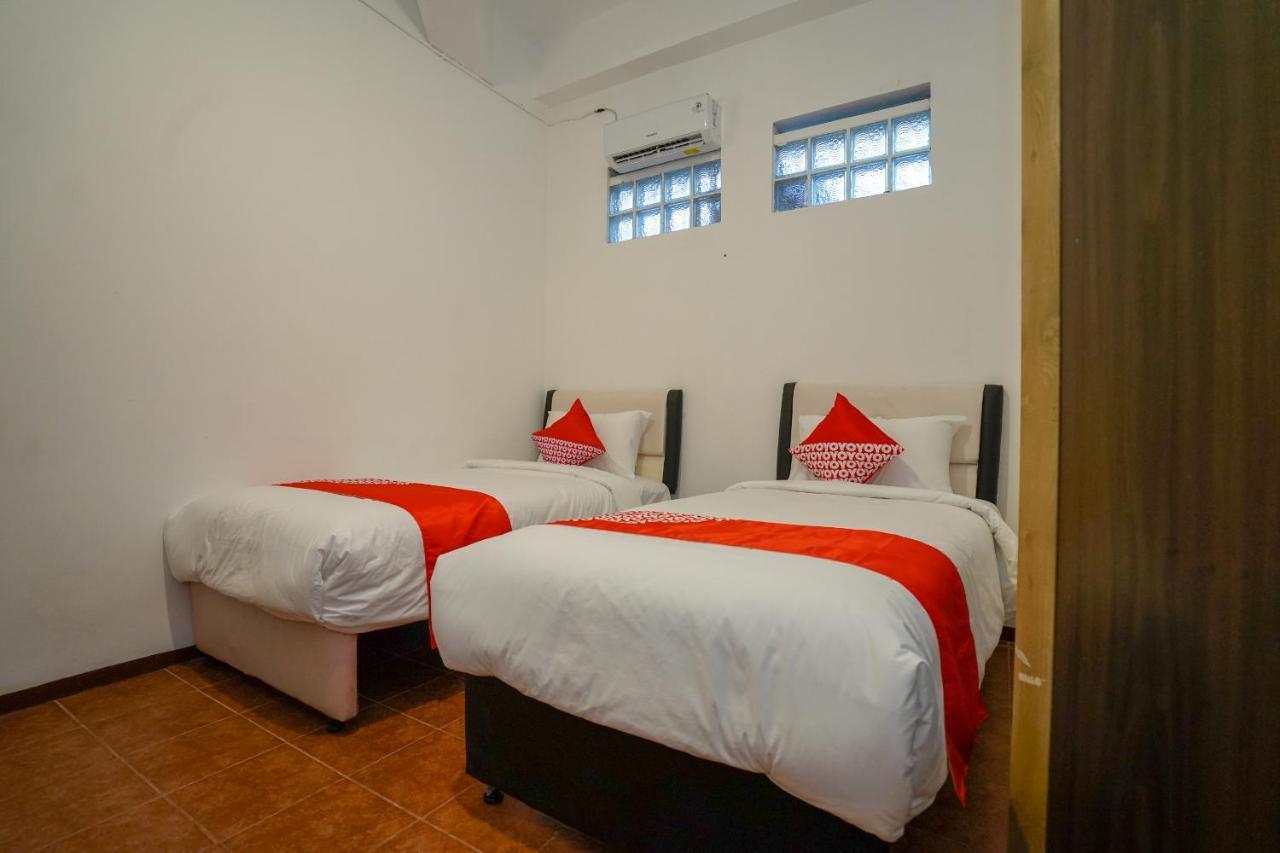 Super Oyo 1844 Bravo Residence Pangkal Pinang Dış mekan fotoğraf
